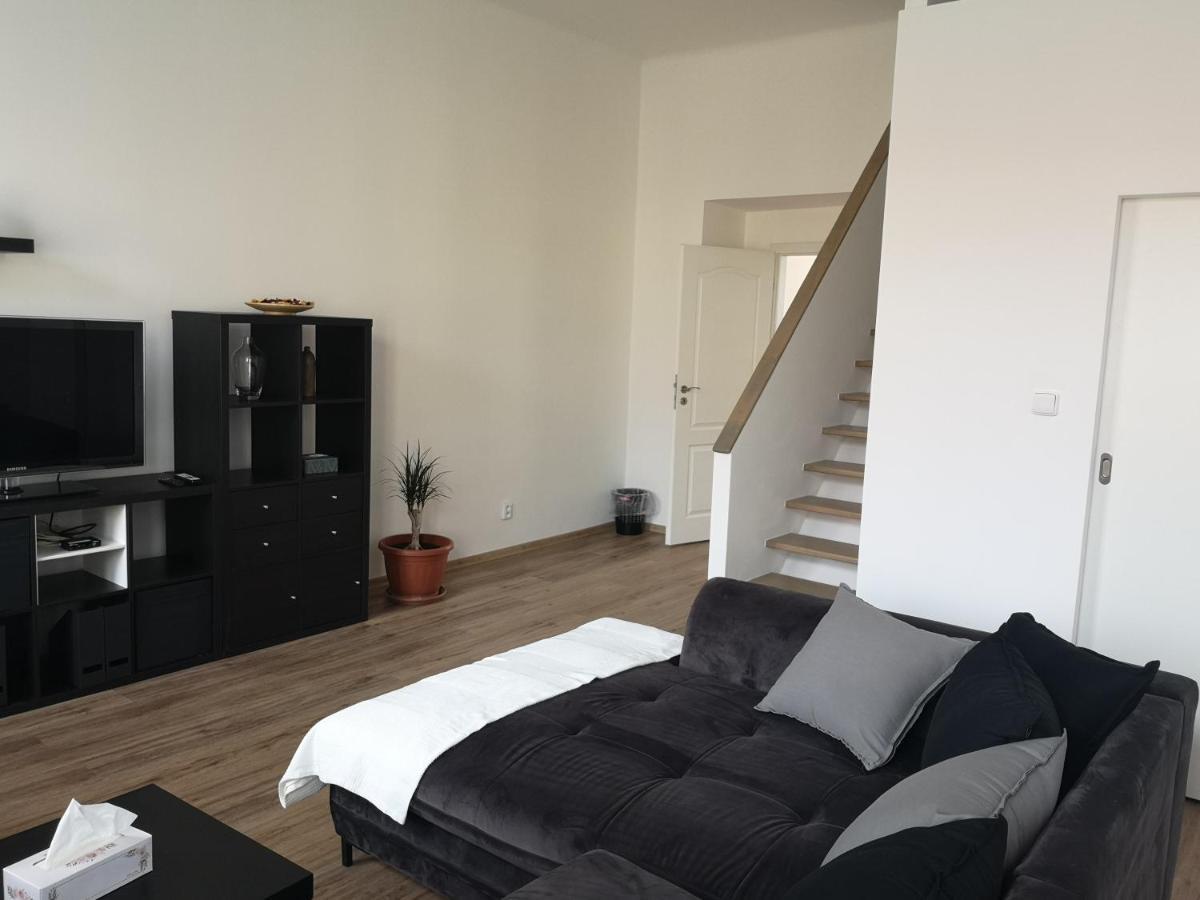 Fine Apartment In Centrum Of Slany With Aircondition Slaný Exterior foto