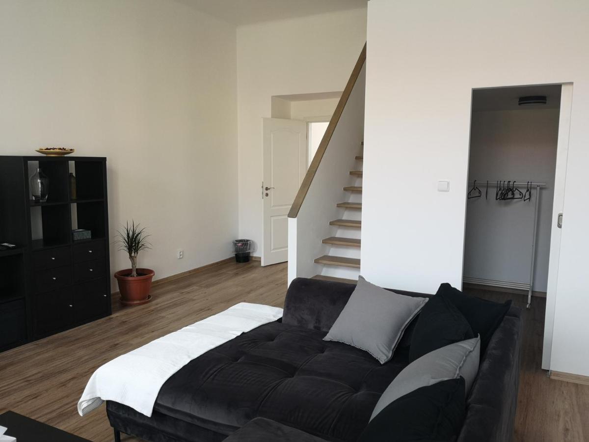 Fine Apartment In Centrum Of Slany With Aircondition Slaný Exterior foto